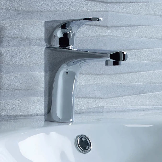Strike Basin Mixer With Click Waste
