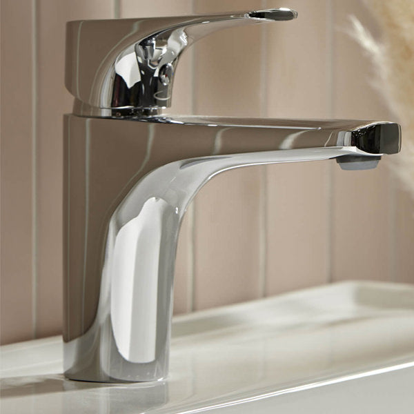 Strike Basin Mixer With Click Waste